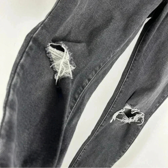 ❤️ Levi’s skinny jeans 711 29x32 - Picture 3 of 10